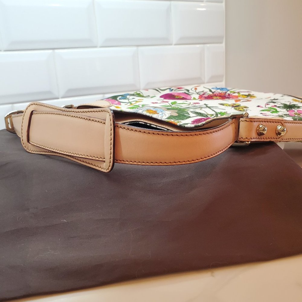 Gucci Flora Hasler Horsebit Hobo - Picture 13 of 16